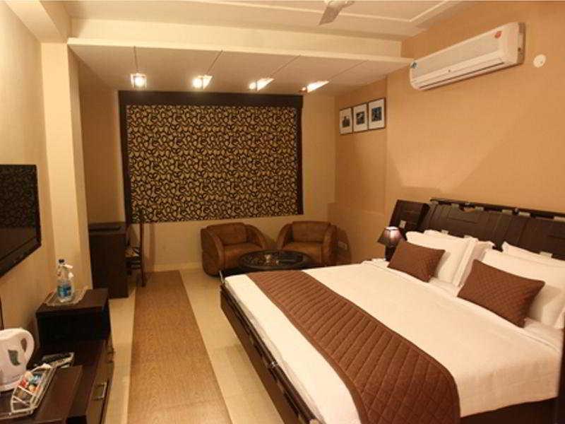 Emblem Hotel Sector 14 Gurgaon Camera foto
