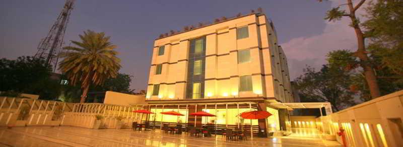 Emblem Hotel Sector 14 Gurgaon Esterno foto