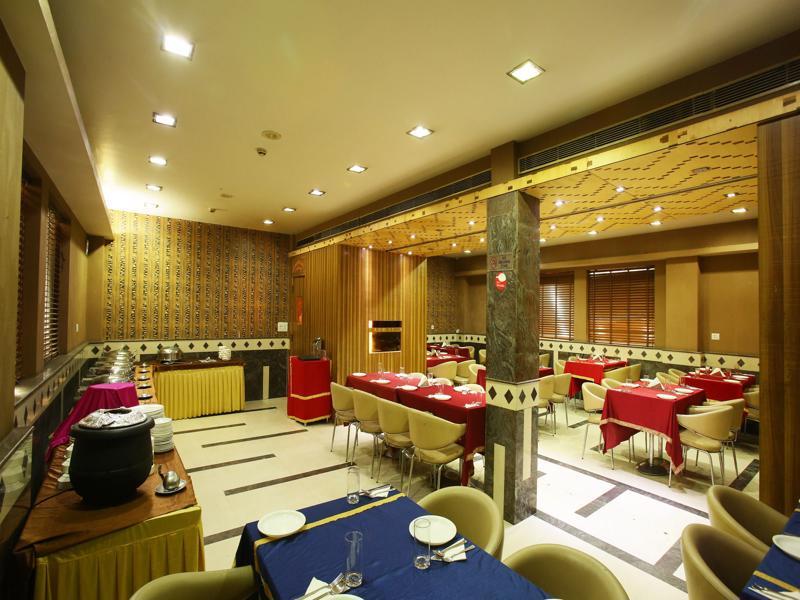 Emblem Hotel Sector 14 Gurgaon Esterno foto