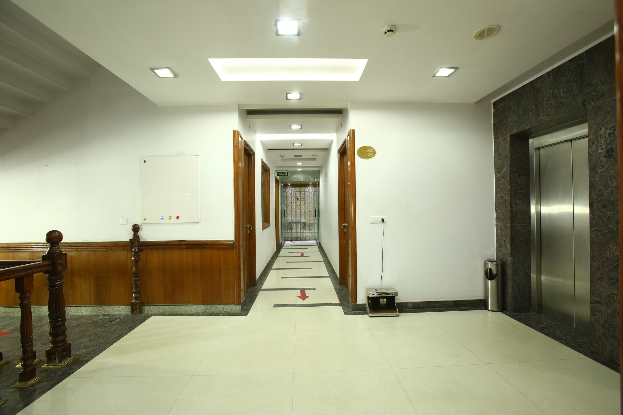 Emblem Hotel Sector 14 Gurgaon Esterno foto